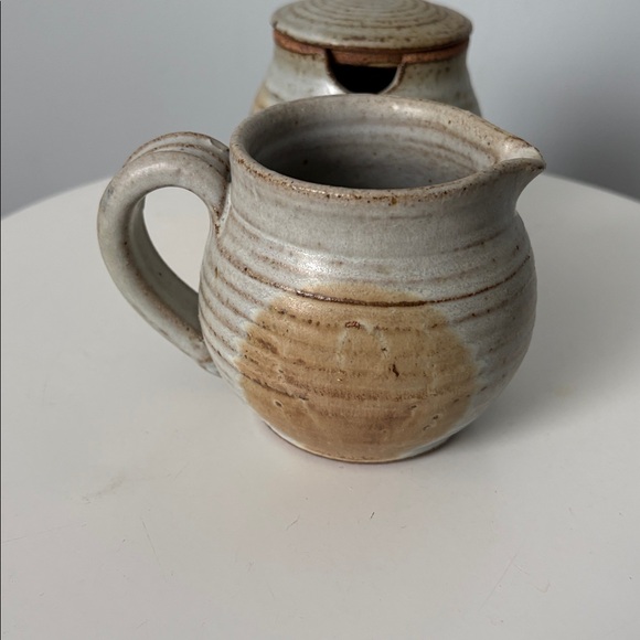 Rustic Pottery Sugar and Creamer Set - Picture 5 of 8